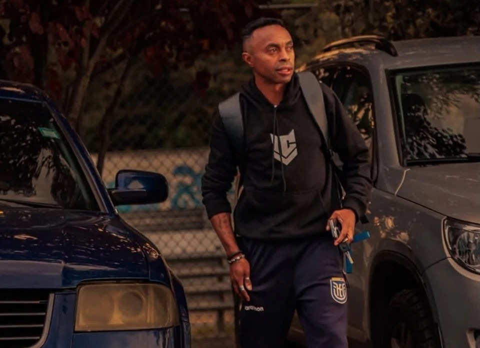 Cựu sao World Cup Christian Lara bị bắt vì cướp cửa hàng công nghệ