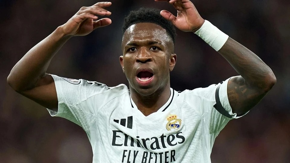 Vinicius Junior làm dậy sóng Premier League: Arsenal và Liverpool săn đón