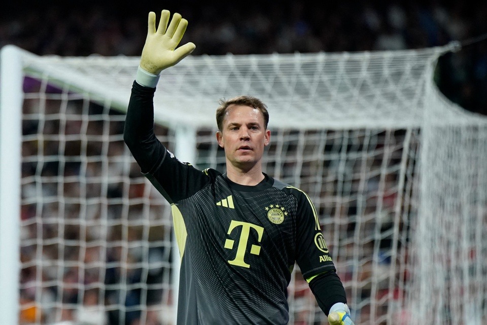 Thủ thành Manuel Neuer đi vào lịch sử